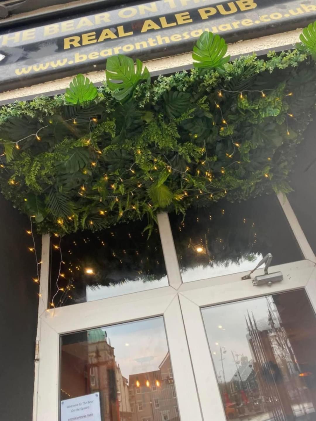 米勒姆 The Bear On The Square酒店 外观 照片