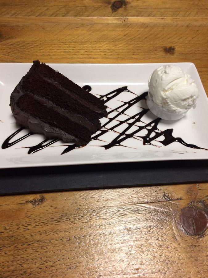 米勒姆 The Bear On The Square酒店 外观 照片
